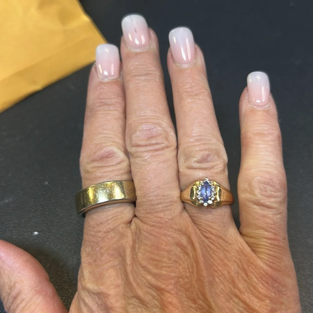 103876 14k Diamond and tanzanite ring - Picture 2 of 3